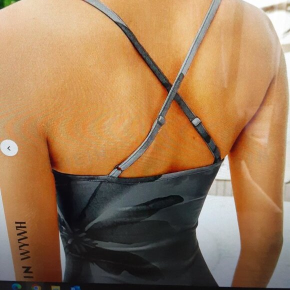 sleek matte black floral print body con dress with high slit - size XS - Picture 5 of 5